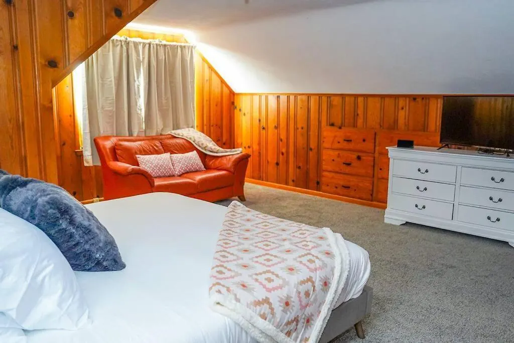 Holiday home Spacious 4Br Family-Friendly Home, 5 Mins To Dining Columbus