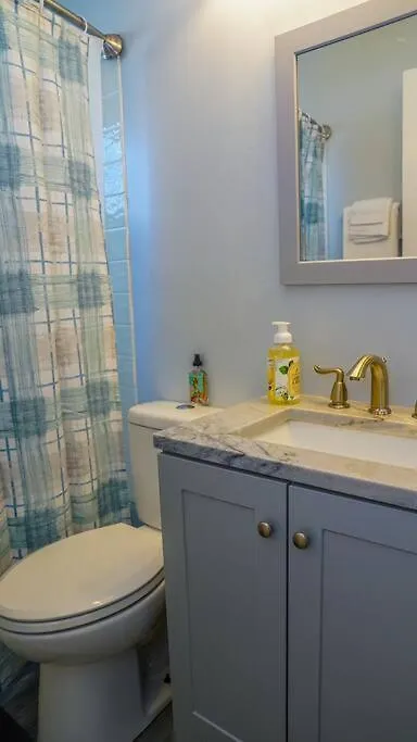 Spacious 4Br Family-Friendly Home, 5 Mins To Dining Columbus